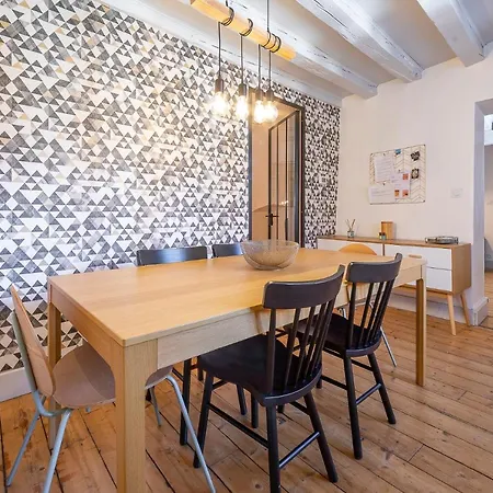 Bel Appartement, 2 Chambres, Coeur De Apartment